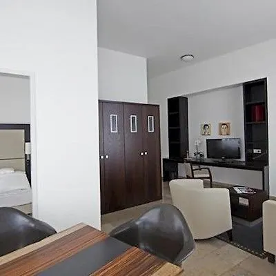 Burns Art Hotel Dusseldorf
