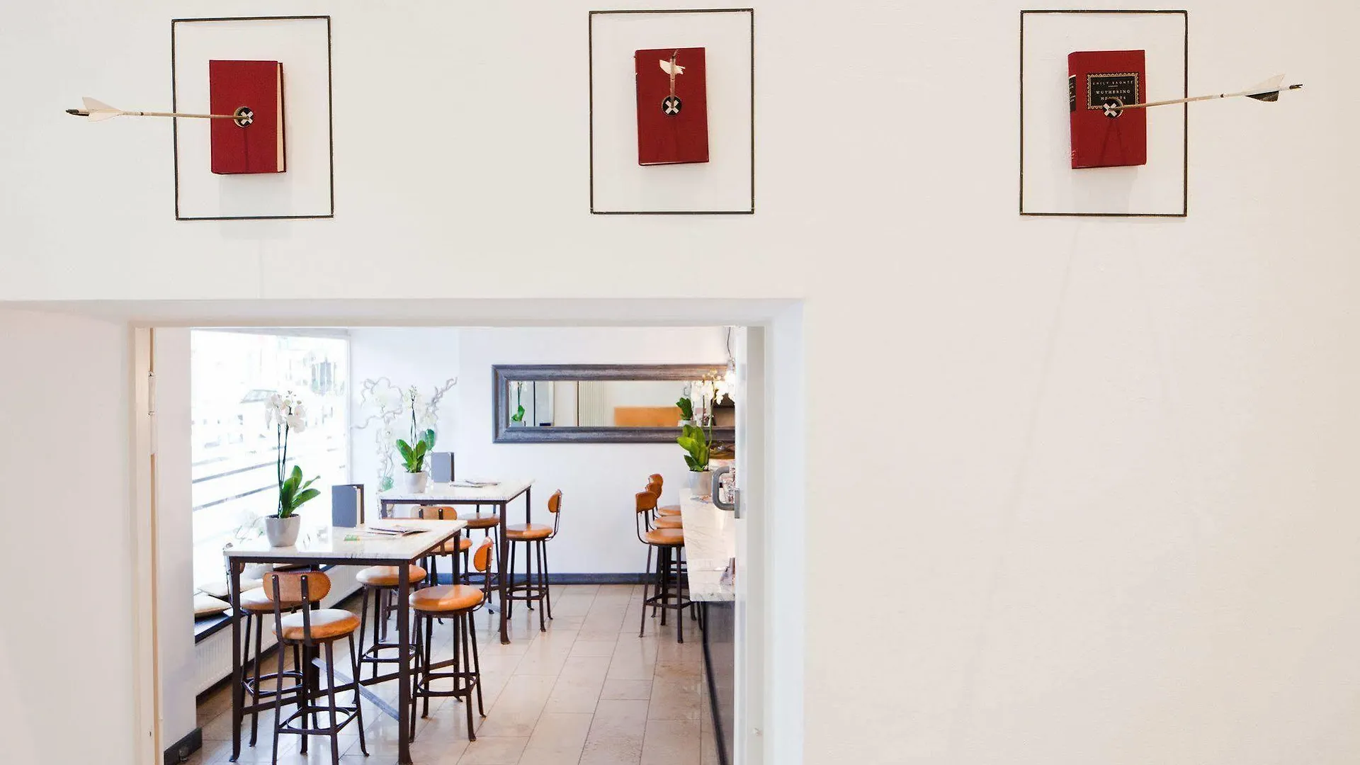 Burns Art Hotel Dusseldorf