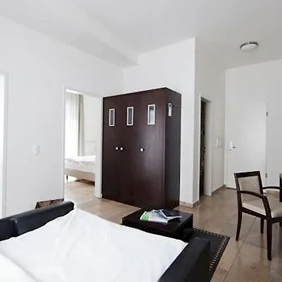 Burns Art Hotel Дюссельдорф