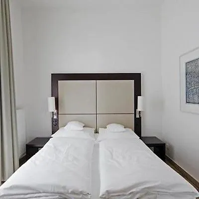 Burns Art Hotel Дюссельдорф 4*,  Германия