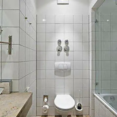 Burns Art Hotel Дюссельдорф